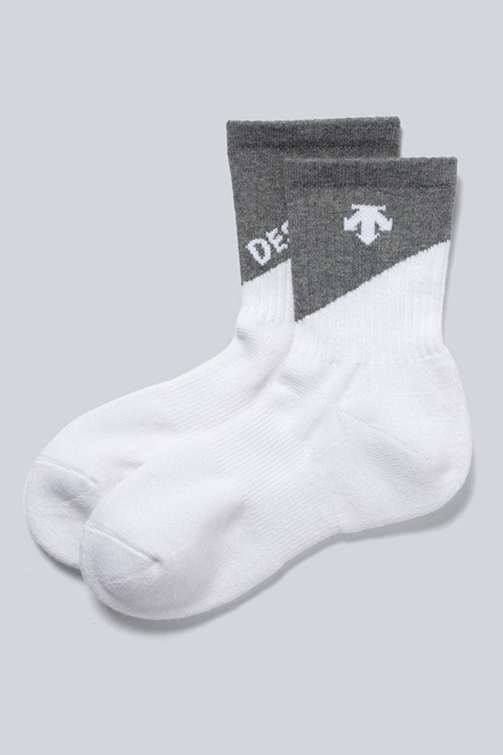 DESCENTE GOLF - 【レディース】 ロゴジャカードクルー丈 DESCENTE GOLF - 【レディース】 ロゴジャカードクルー丈