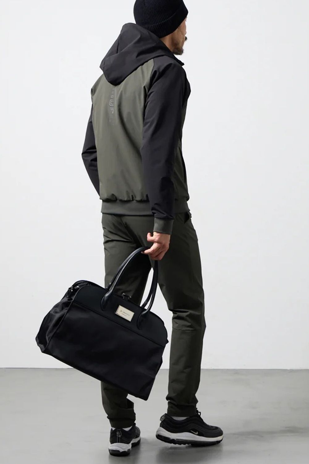 【26AW】 SHELL PARKA / CORDURA®ファブリック シェルパーカー (カーキ)