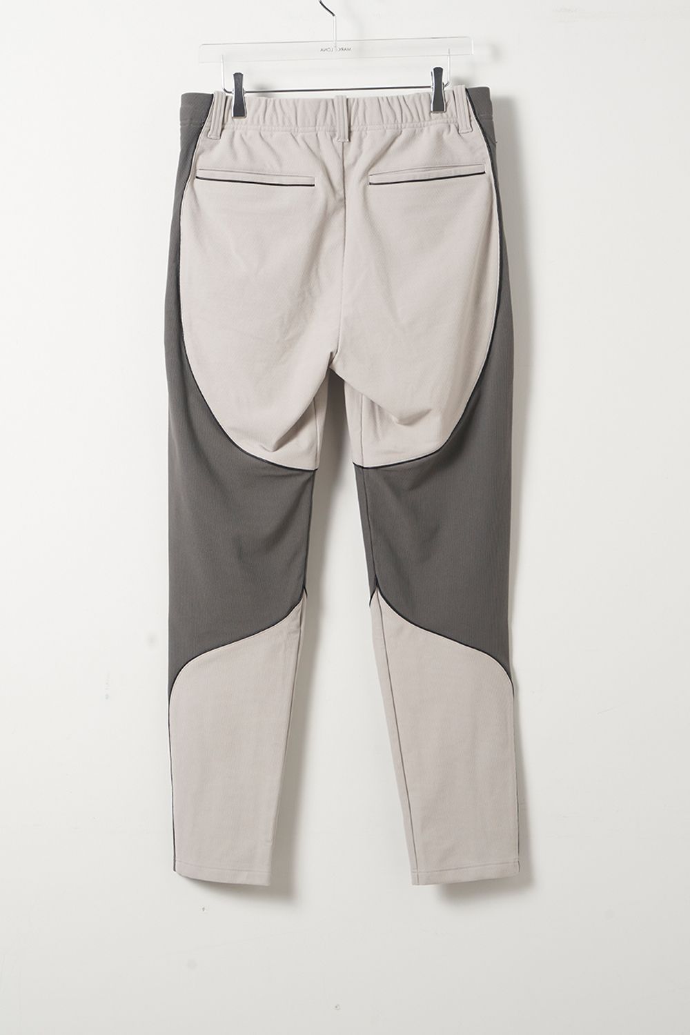 ZOOM STRETCH PERFONAMCE PANTS / 高機能フリース素材 ブランドロゴ刺繍 パイピング ウォームパンツ (グレー)
