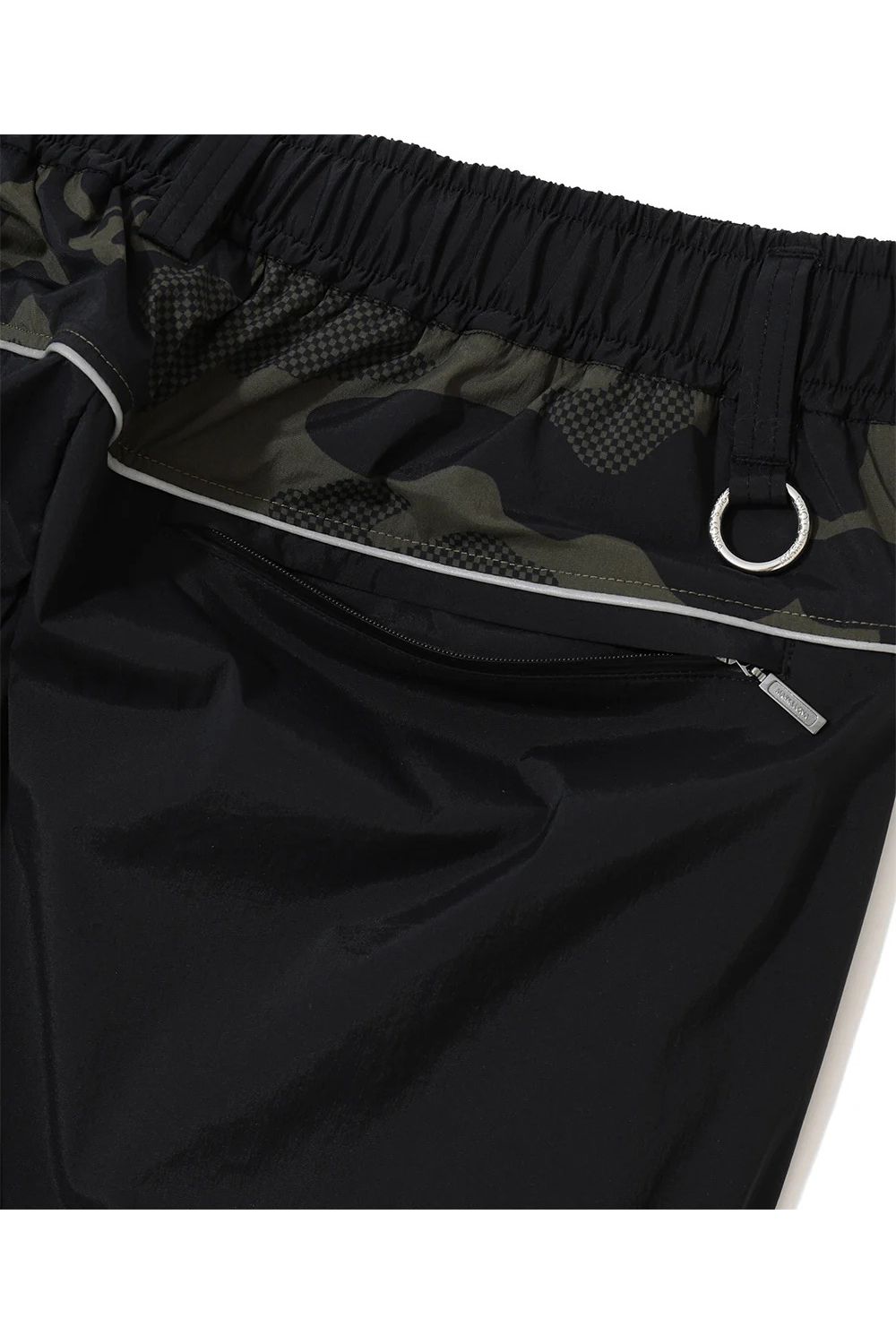 【26AW】 PLURI CAMO TECHNICAL PANTS / スカルカモフラージュ サイドファスナー ロングパンツ (ブラック)