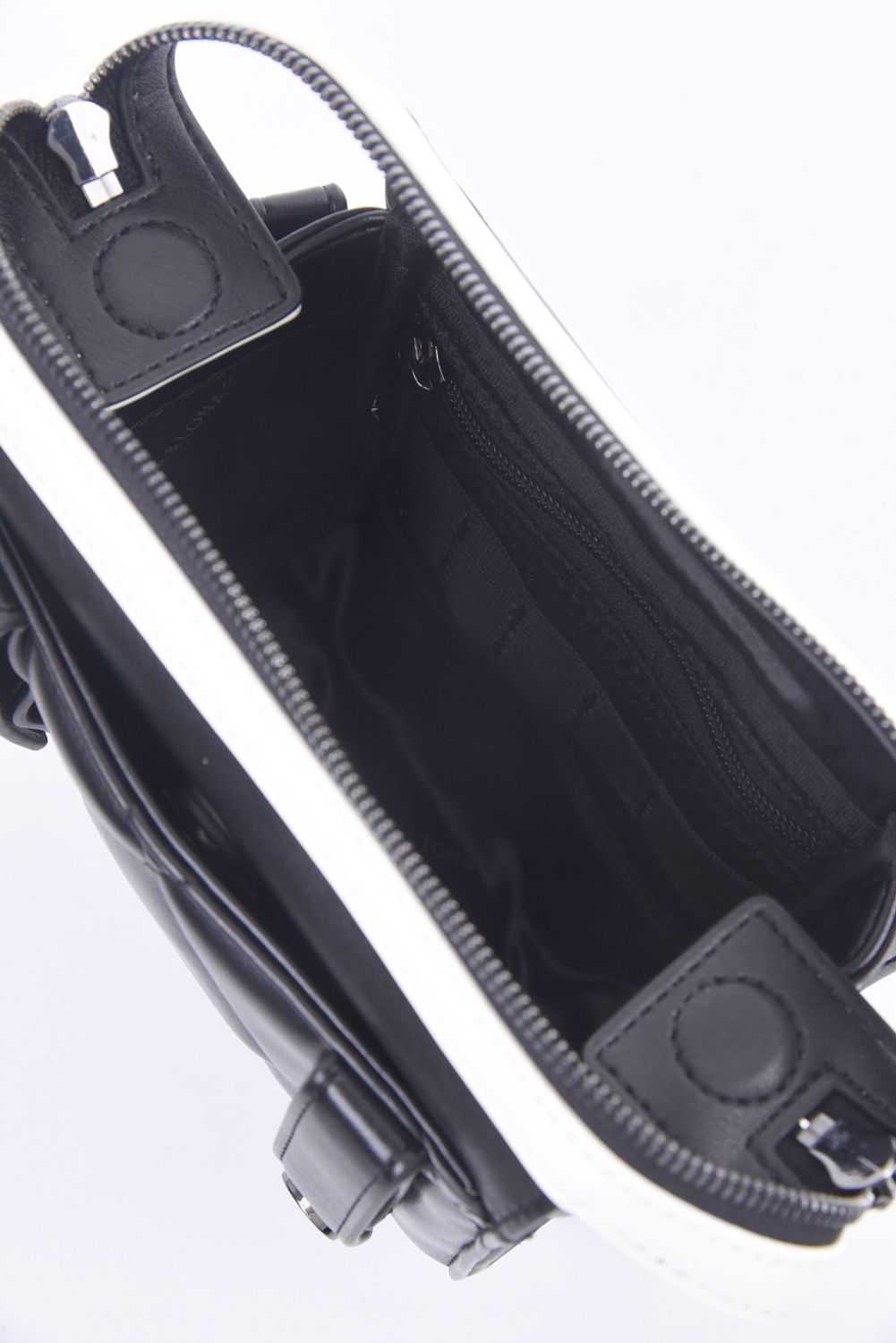 ETERNAL QUILTED 2-WAY BELT BAG / シンセティックレザー サークルスカル キルティング 2WAYウエストポーチ (ブラック)