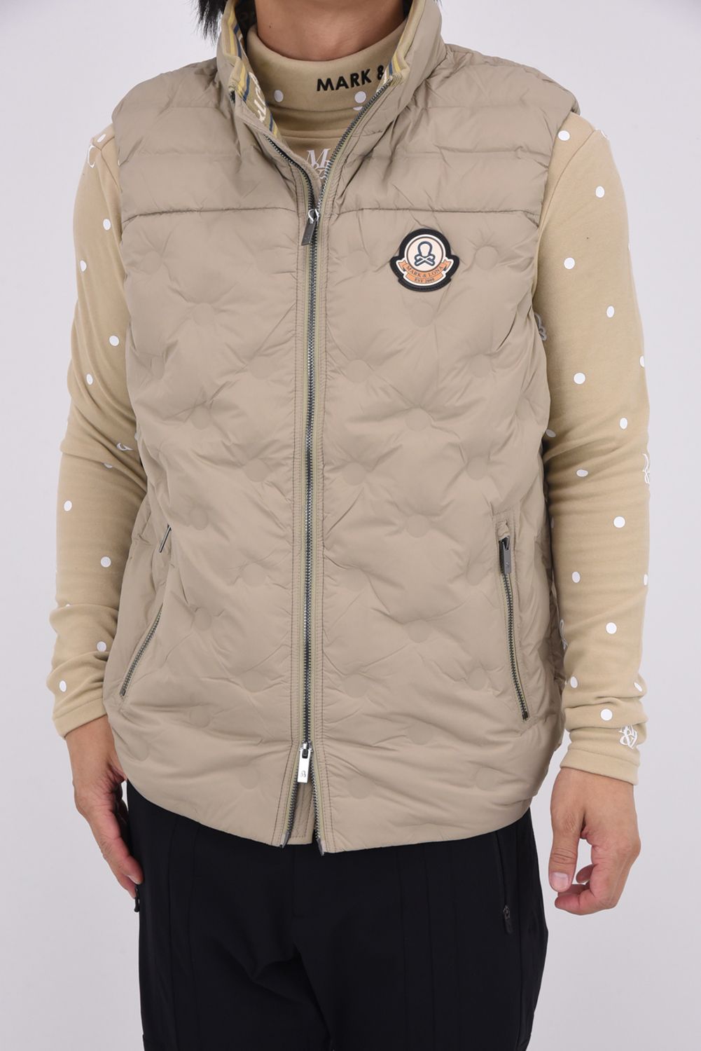 【2025AW】 SYNK SEAMLESS DOWN VEST / ドットパターンシームレス ダウンベスト (カーキ)