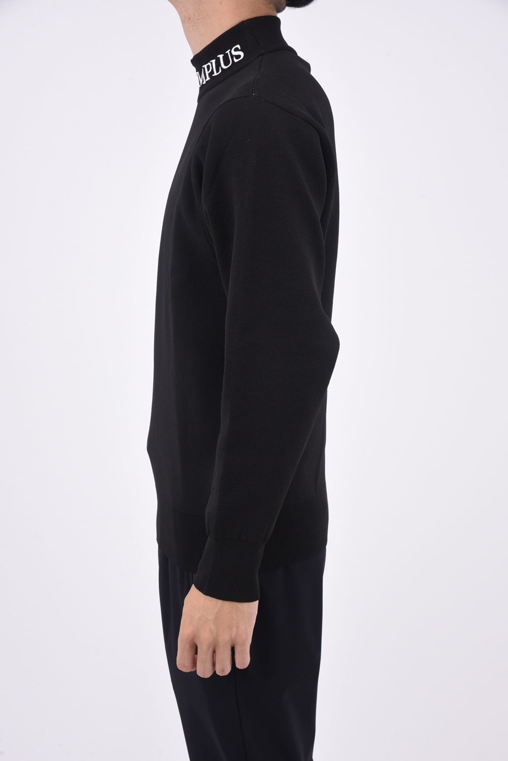 LIGHTWEIGHT LOGO KNIT / ブランドロゴ ライトウエイト ロングスリーブ ハイネック ニット ブラック