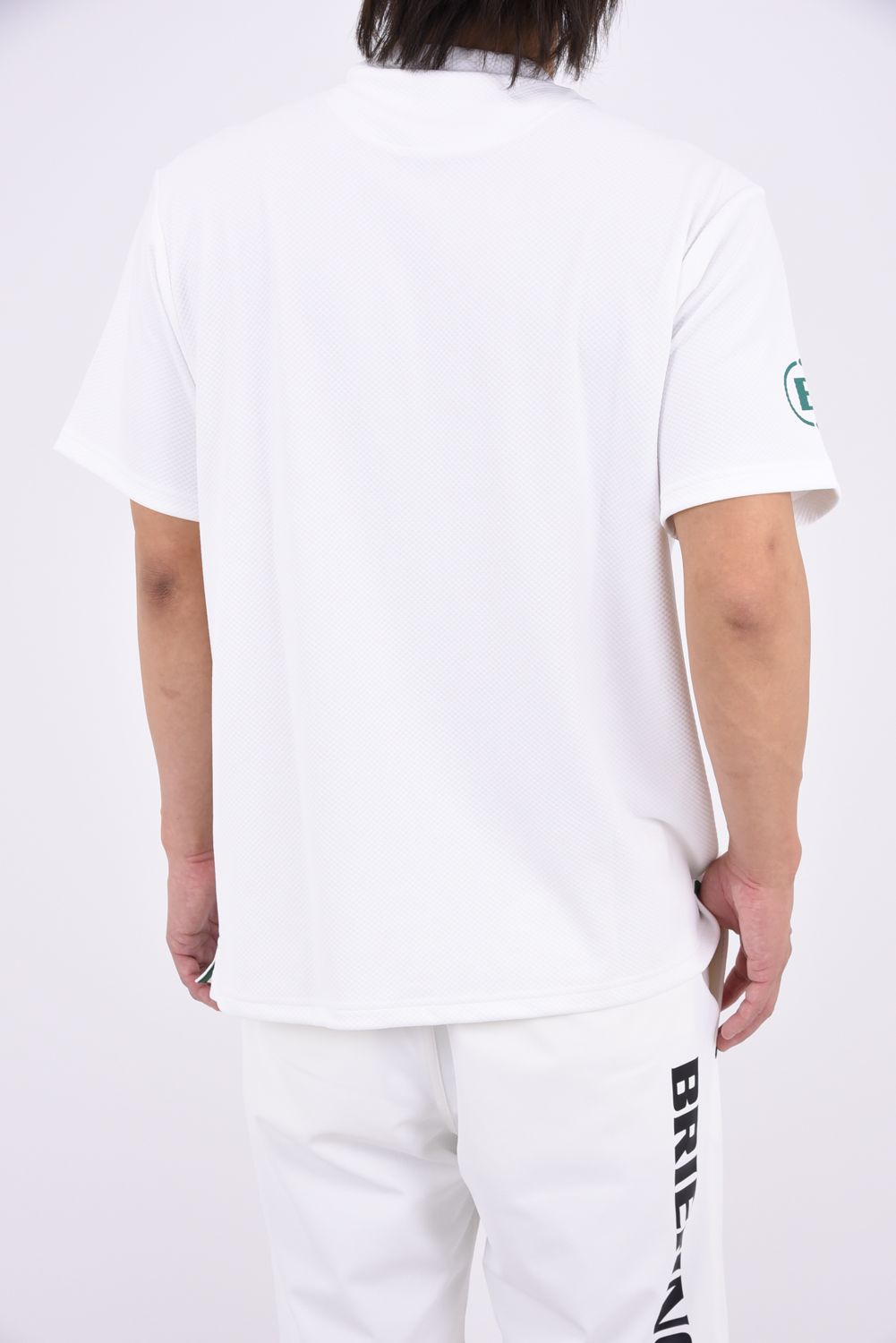【26AW】 MEN’S EARTH PIQUE HIGHNECK / ハニカムメッシュ ロゴプリント モックネックTシャツ (ホワイト)