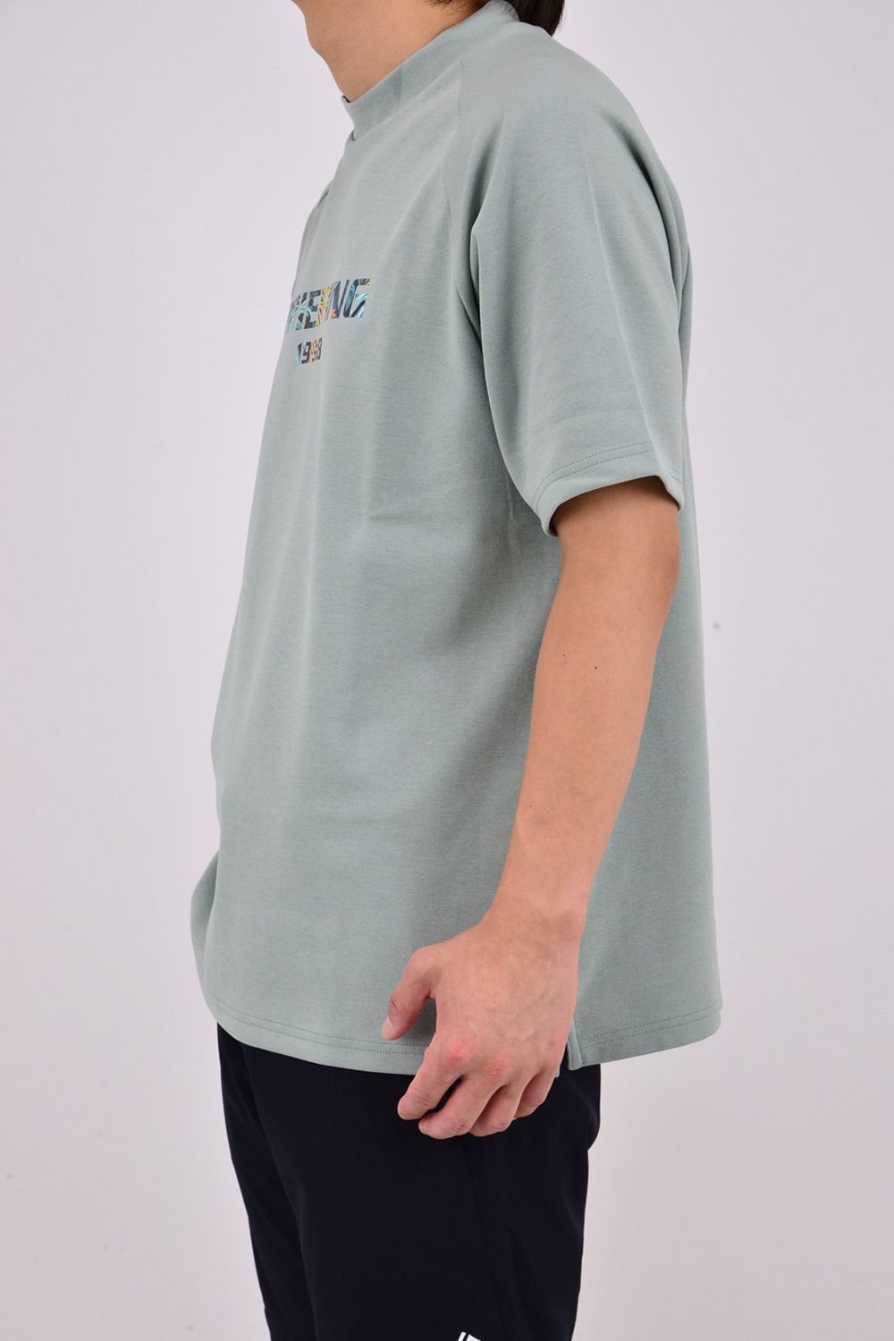【26SS】 CR MS BOTANICAL LOGO HIGHNECK RF / ボタニカルロゴ モックネックTシャツ (セージグリーン)