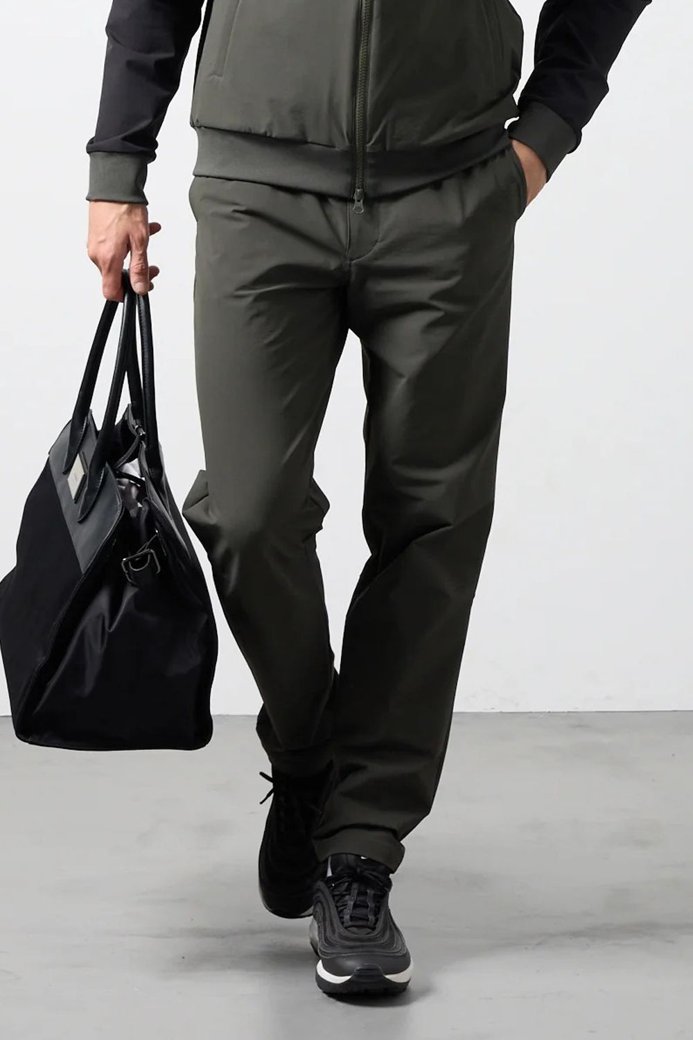 【26AW】 SHELL PANTS / CORDURA®ファブリック シェルパンツ (カーキ)