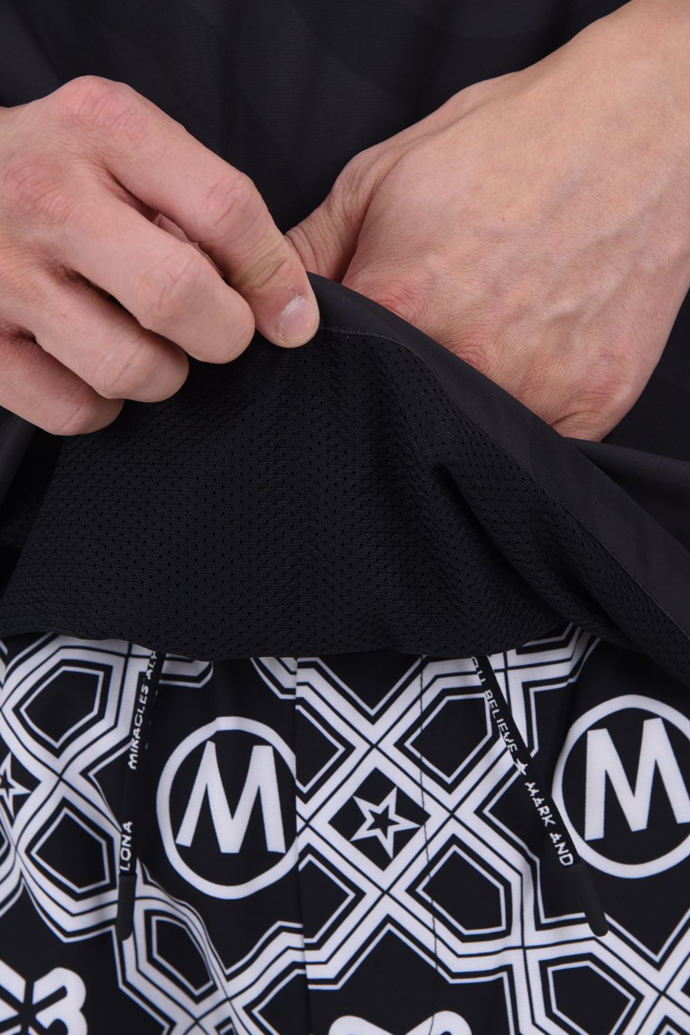 【26SS】 IMPERIAL VENT TECH JACKET / ジオメトリックパターン ショートスリーブ スタンドカラージャケット (ブラック)