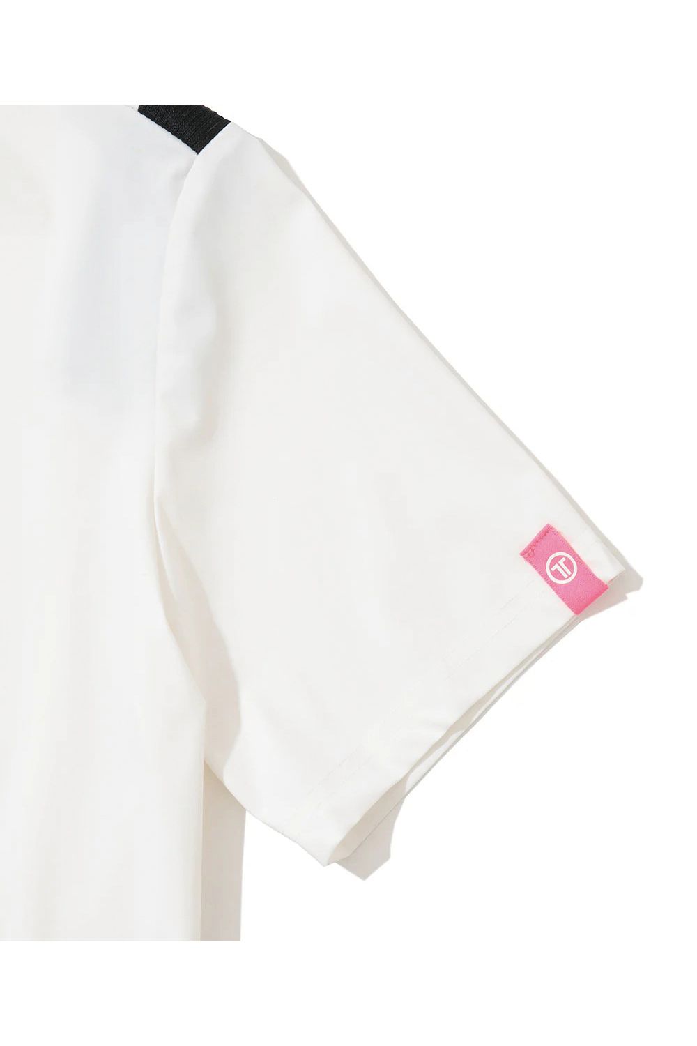 【26SS】【レディース】【T-LINE】 ACCORD VENT MOCK TEE / モノトーン ナイロントリコット パンチングロゴ モックネックTシャツ (ホワイト)