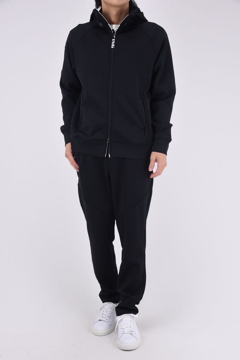 ※パーカーは別売りとなります。