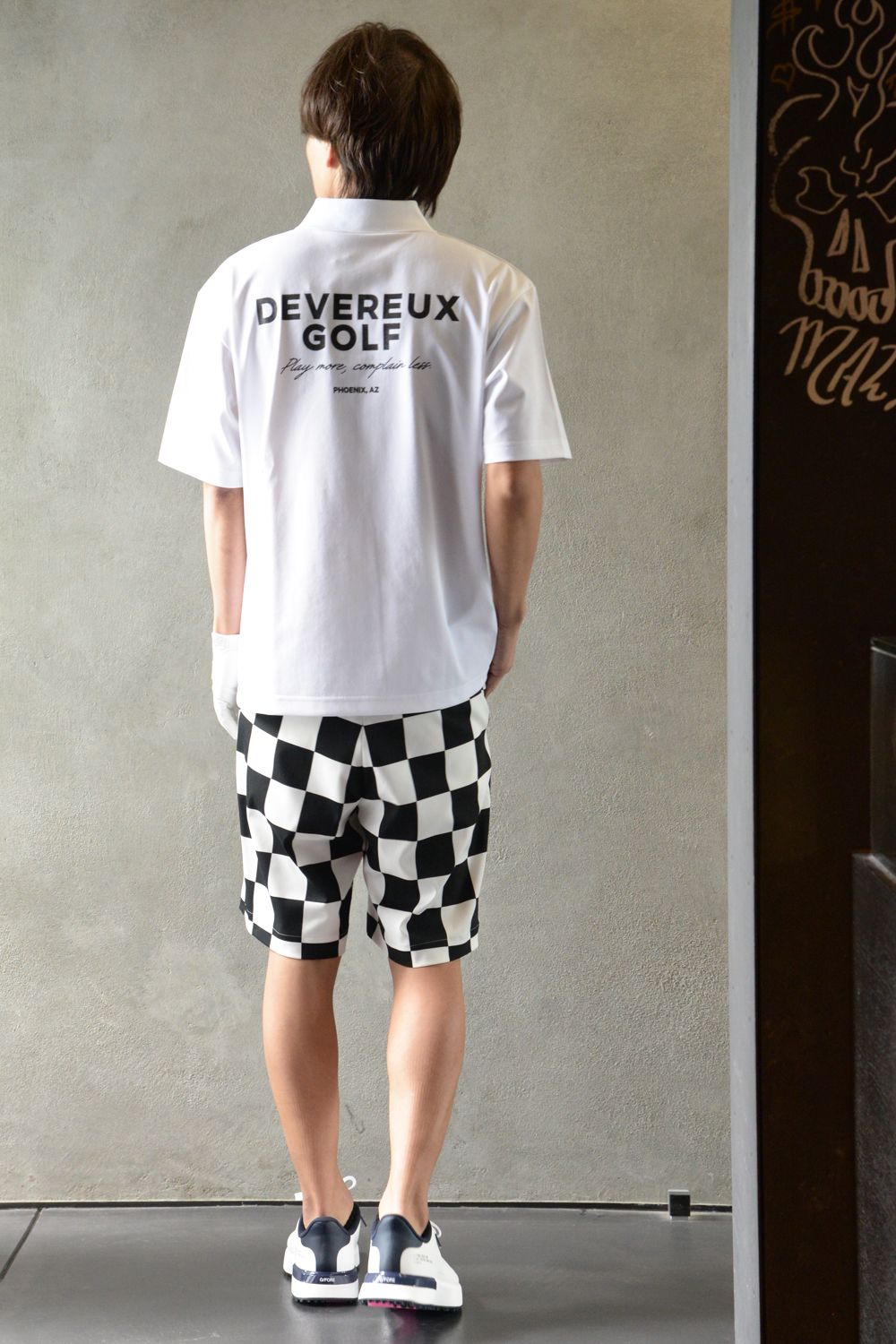 【DEVEREUX GOLF】 定番ポロ+チェッカーショーツを使用したスタイリング②