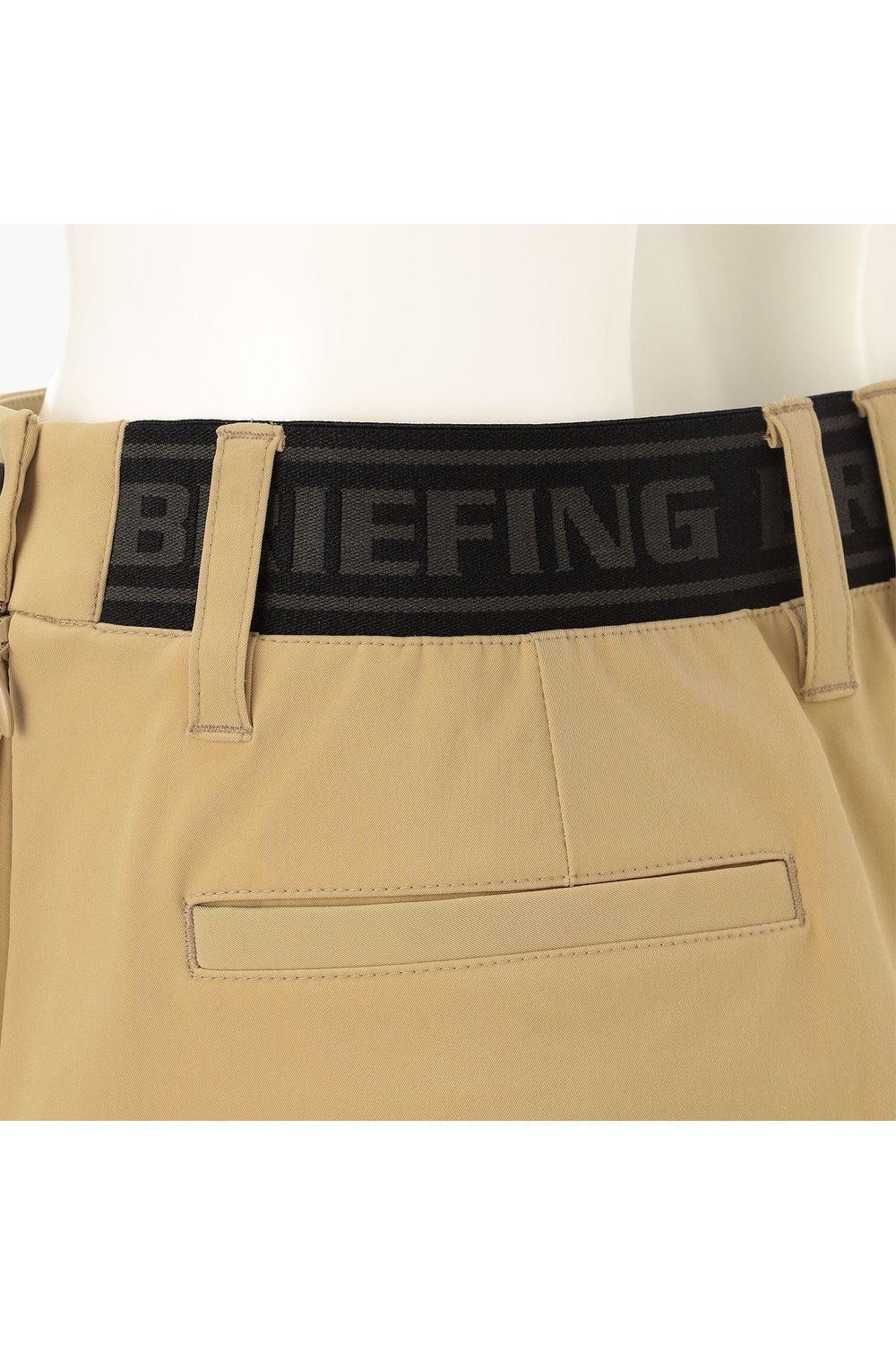 【26SS】【レディース】 WOMEN’S WR NYLON 3D LOGO PLEATED SKIRT / ナイロンストレッチ 3Dロゴ プリーツスカート (ベージュ)