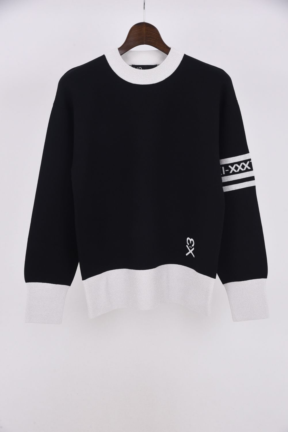 【25AW】【レディース】 KI-XXX THREE SLEEVE LINE CREW NECK KNIT / 袖 ライン クルーネック ニット (ブラック)