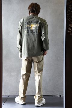 【DEVEREUX GOLF】 オリーブ×ベージュのアースカラーコーデ