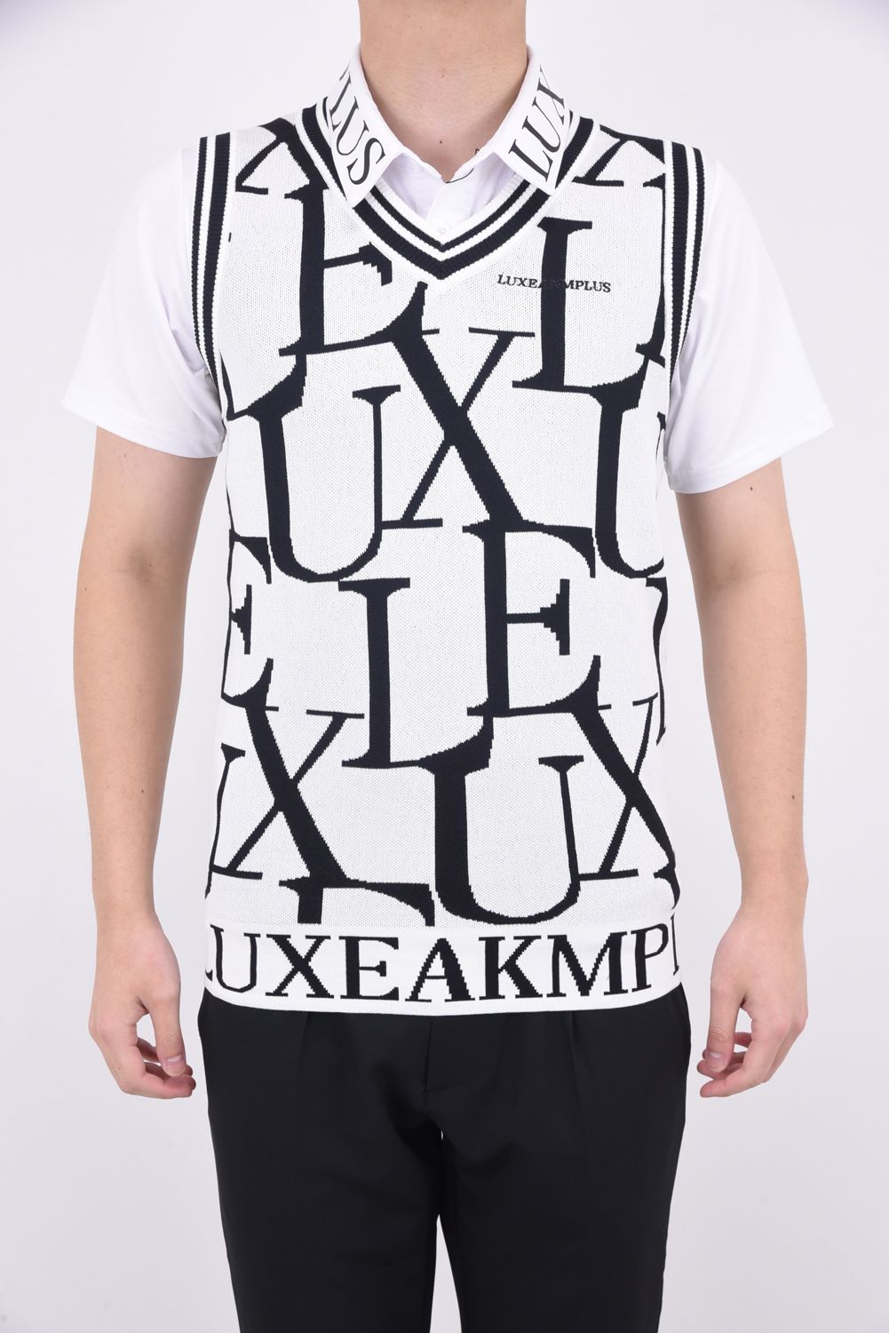 LUXE PATTERN NO SLEEVE KNIT /  総柄ロゴ Vネック ニットベスト ホワイト