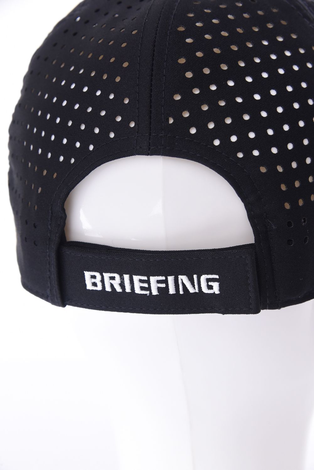 【26SS】 MEN’S PUNCHING MESH INITIAL CAP / イニシャルワッペン パンチングメッシュキャップ (ブラック)