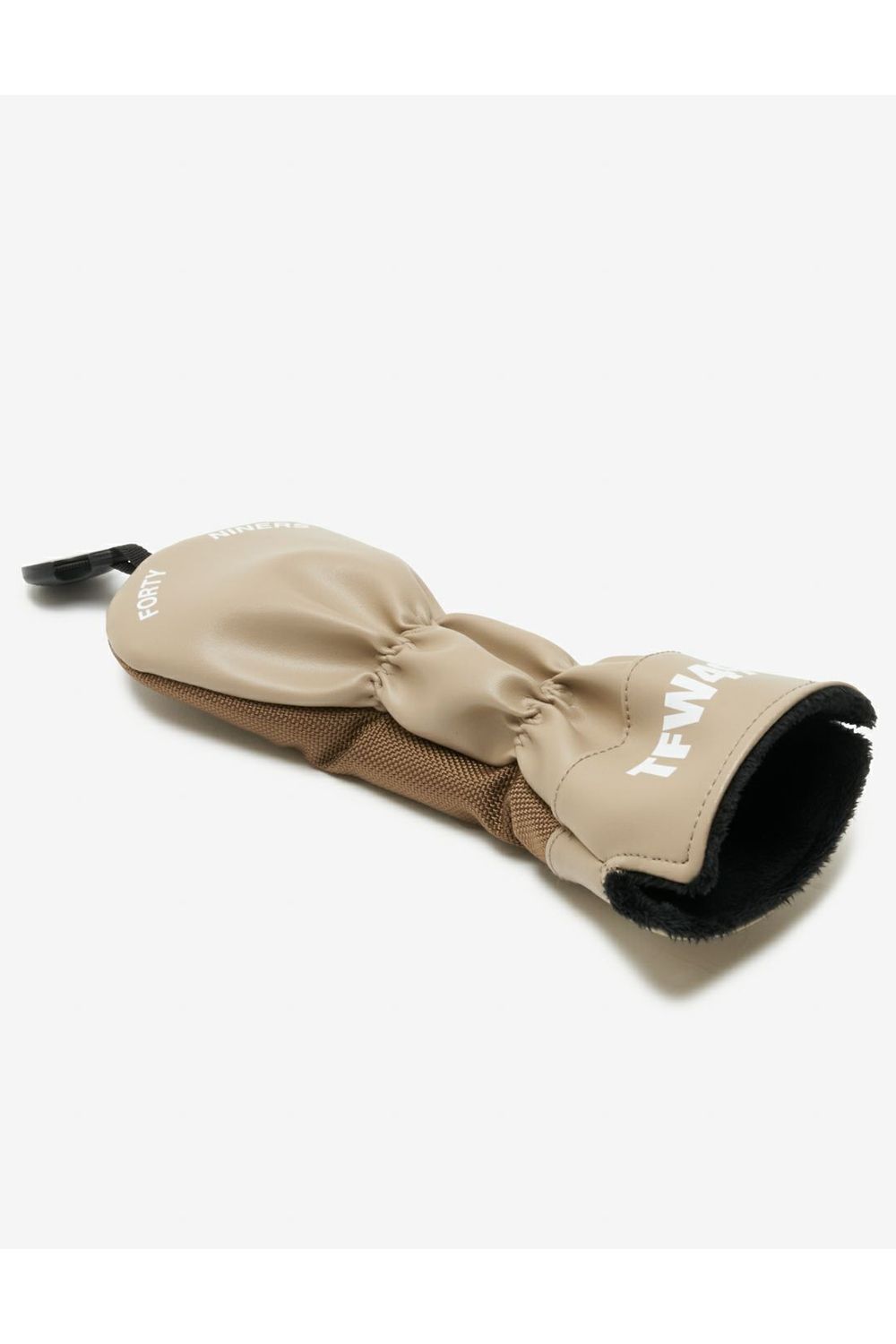 NYLON HEAD COVER UT / ナイロン ブランドロゴ ユーティリティカバー (ライトブラウン)