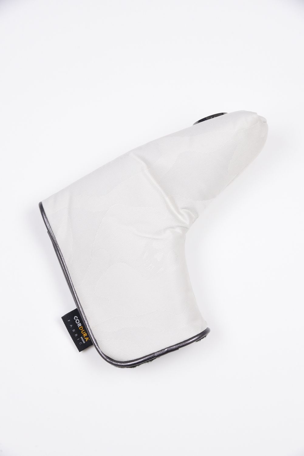 GAUGE CAMO HYBRID COVER / コーデュラナイロン / シンセティックレザー ピンタイプ パターカバー (アイスグレー)