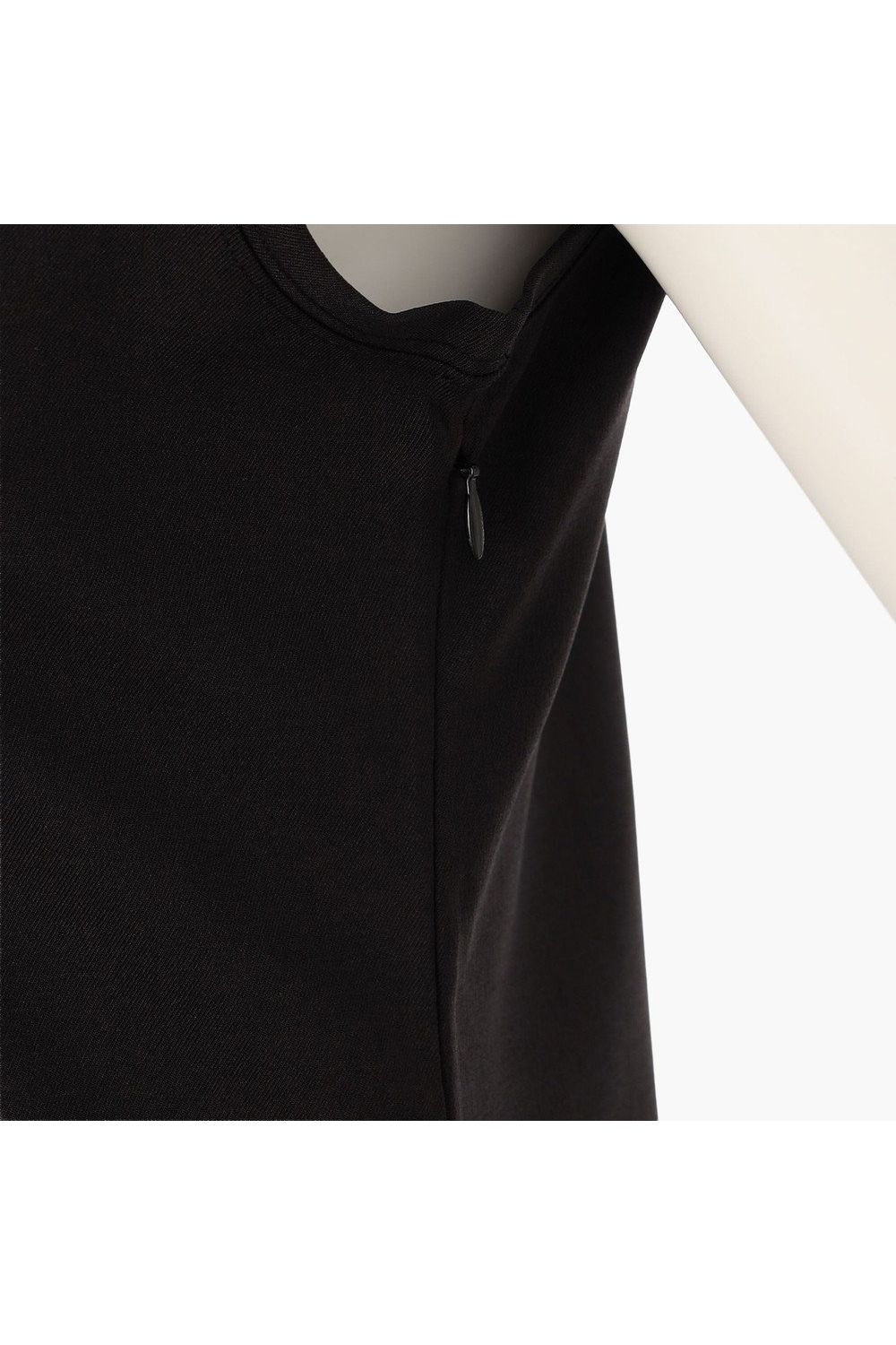 【26SS】【レディース】 WOMEN’S PLEATED NS DRESS / プリーツタイプ ノースリーブワンピース (ブラック)