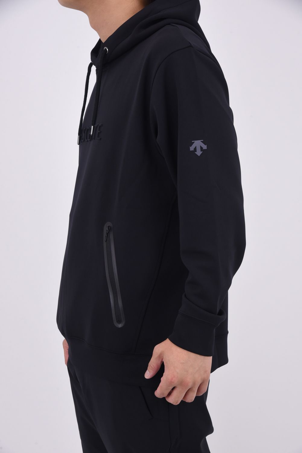 【25AW】 カットソー (ブラック)