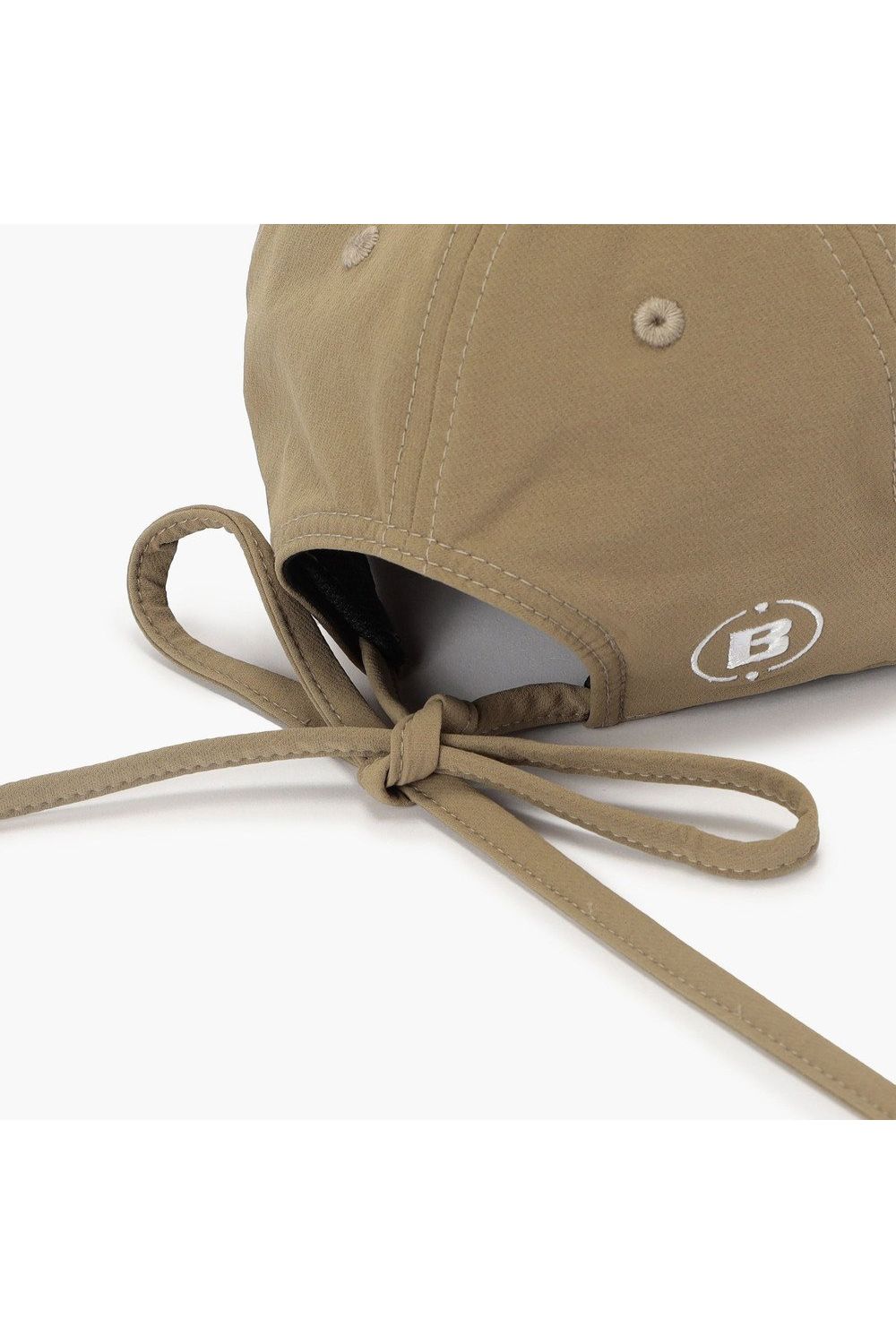 【26SS】【レディース】 WOMEN’S SMALL LOGO RIBBON CAP / ブランドロゴ バックリボン キャップ (ベージュ)