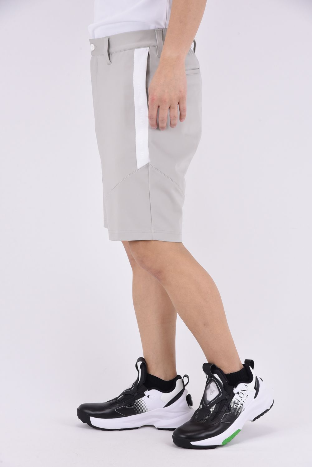 【25SS】 MENS LOGO LINE SHORT PANTS / ロゴラインテープ ショート パンツ (サンド)