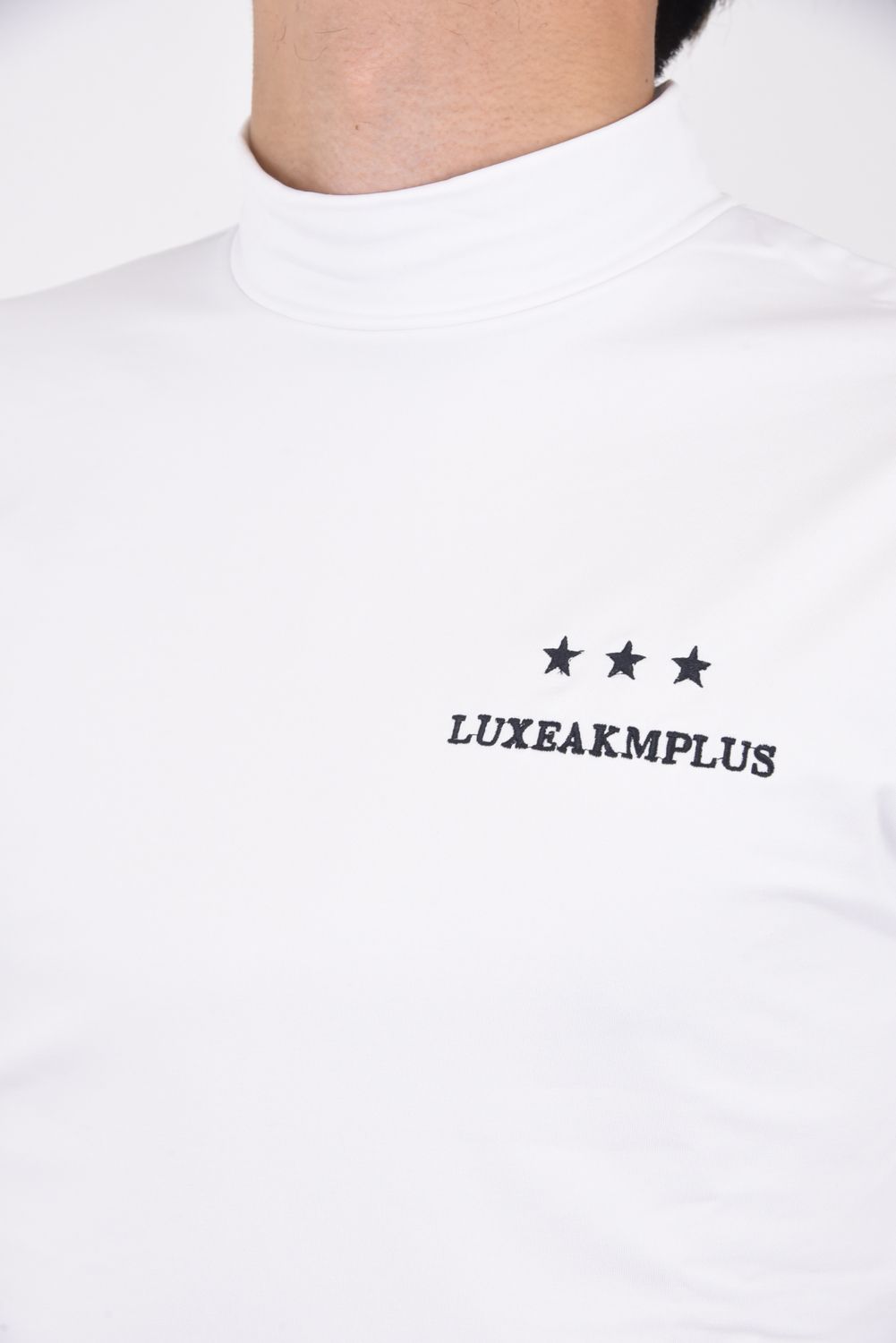 HEM LOGO HIGH NECK T-SHIRTS / 裾ロゴ モックネック Tシャツ ホワイト