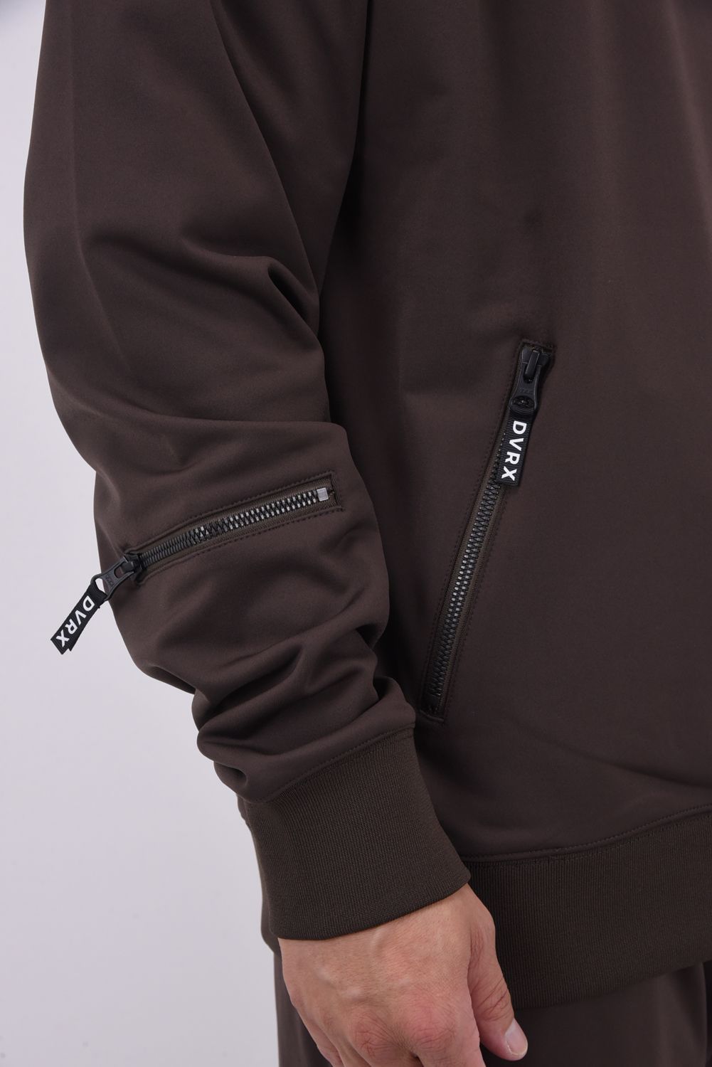 【25AW】 37.5SOUTHWEST crew pullover / ブランドロゴ バックプリント スニードジャック (ブラウン)