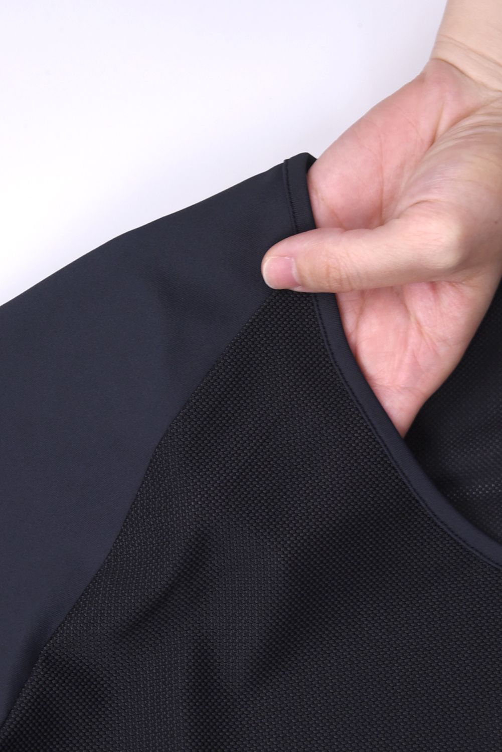 【レディース】 WOMNENS UNDER SHIRT / ブランドロゴ Uネック ストレッチ アンダーシャツ (ブラック)