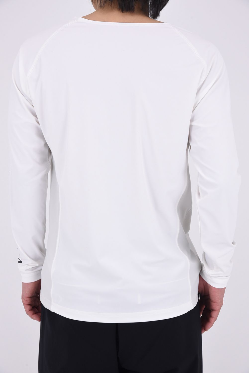 【26SS】 HEC U-NECK UV BASE LAYER / ブランドロゴ ロングスリーブ Uネック サマーインナーTシャツ (ホワイト)