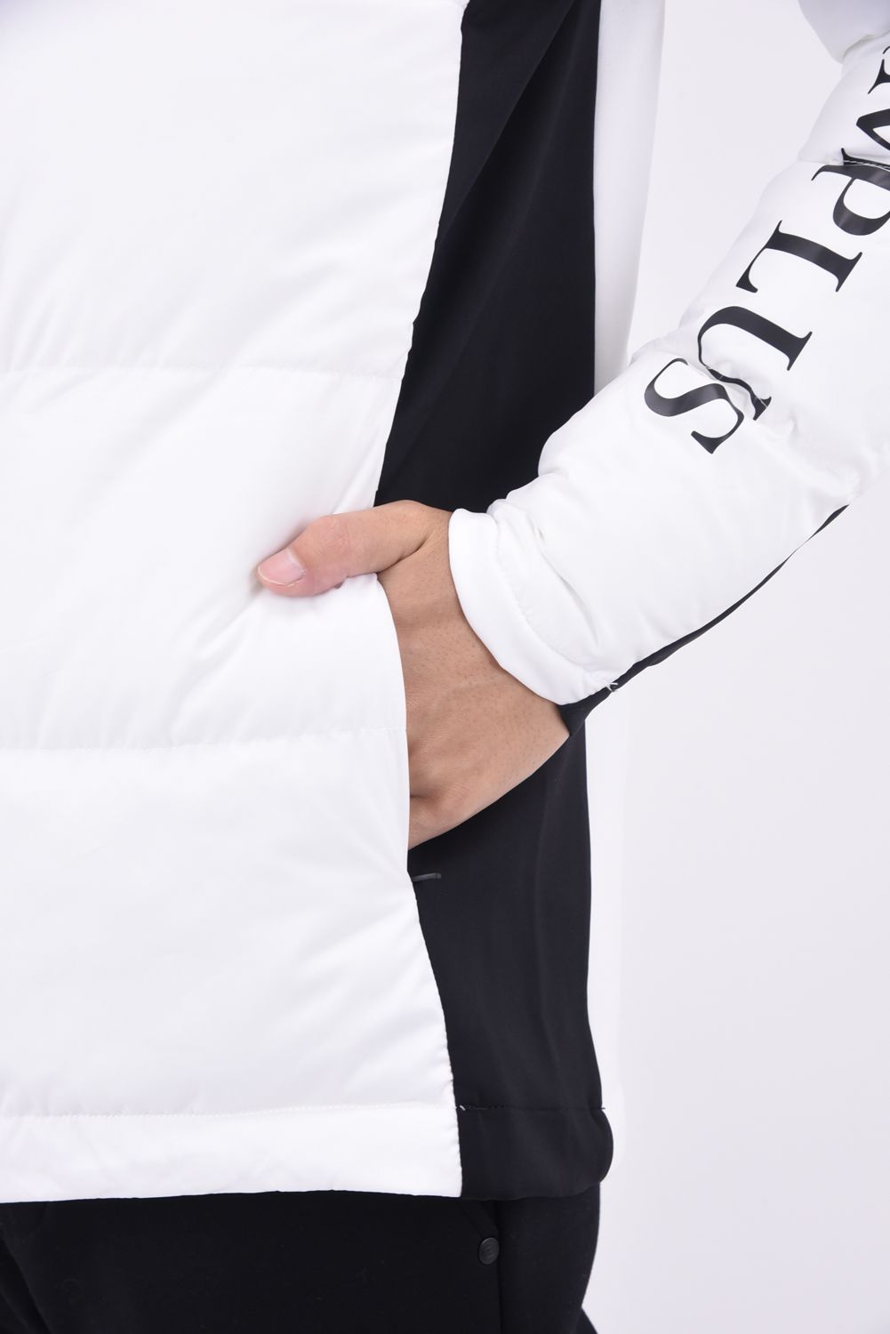 STAND ZIP FIT PADDING / ロゴ ジップアップ ブルゾン (ホワイト)