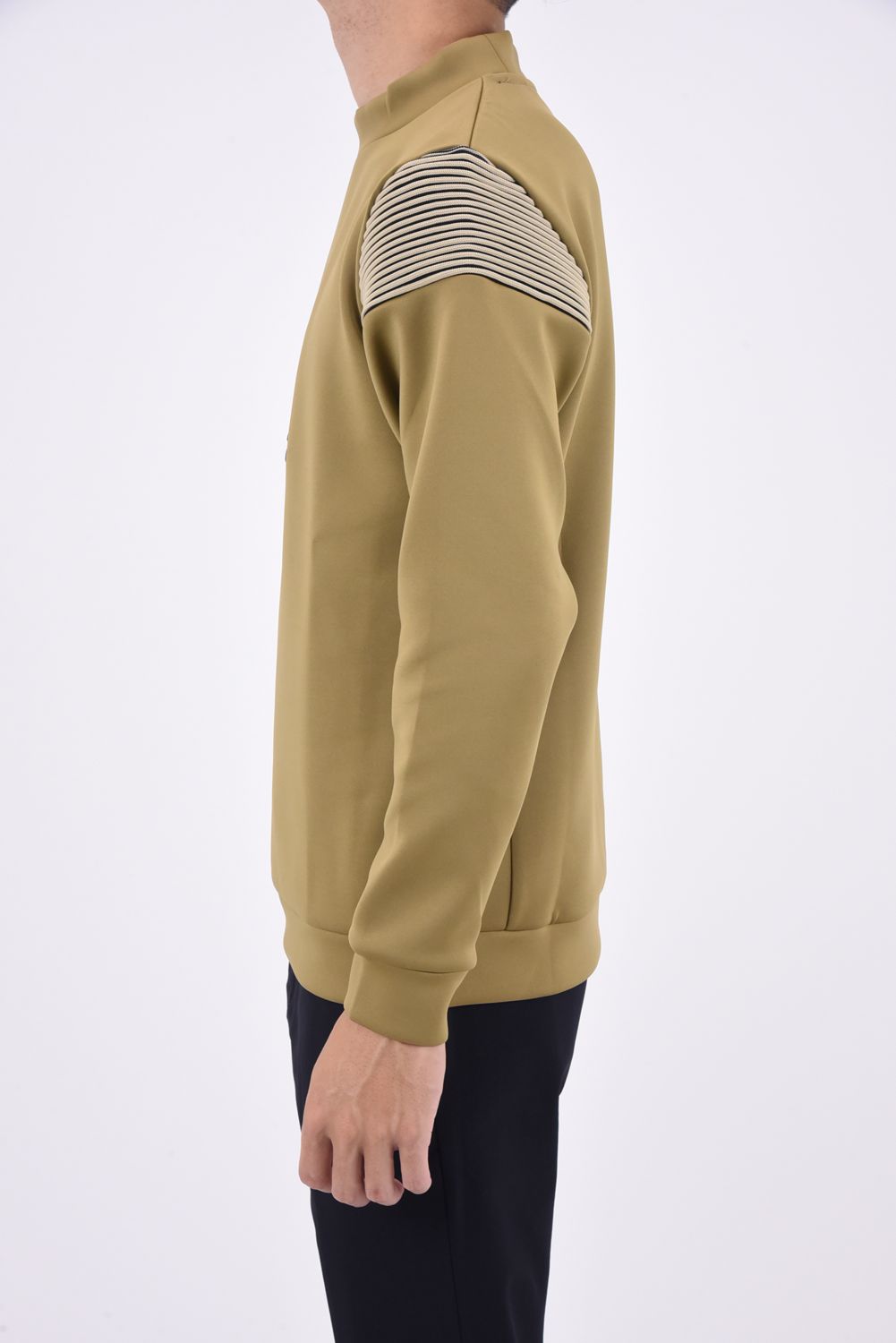 CARDBOARD 3D EMB SWEAT / 3Dロゴ ストレッチダンボール プルオーバースウェットキャメル*