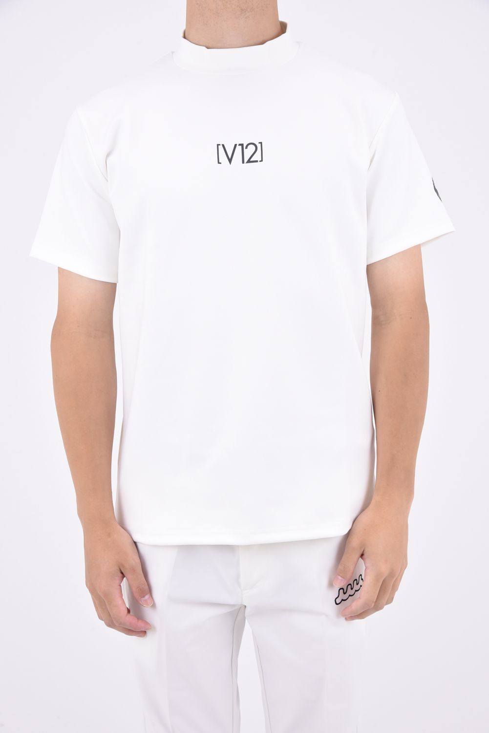 V12 - TONE MOCK / バックロゴ 半袖 モックネックTシャツ ブラック