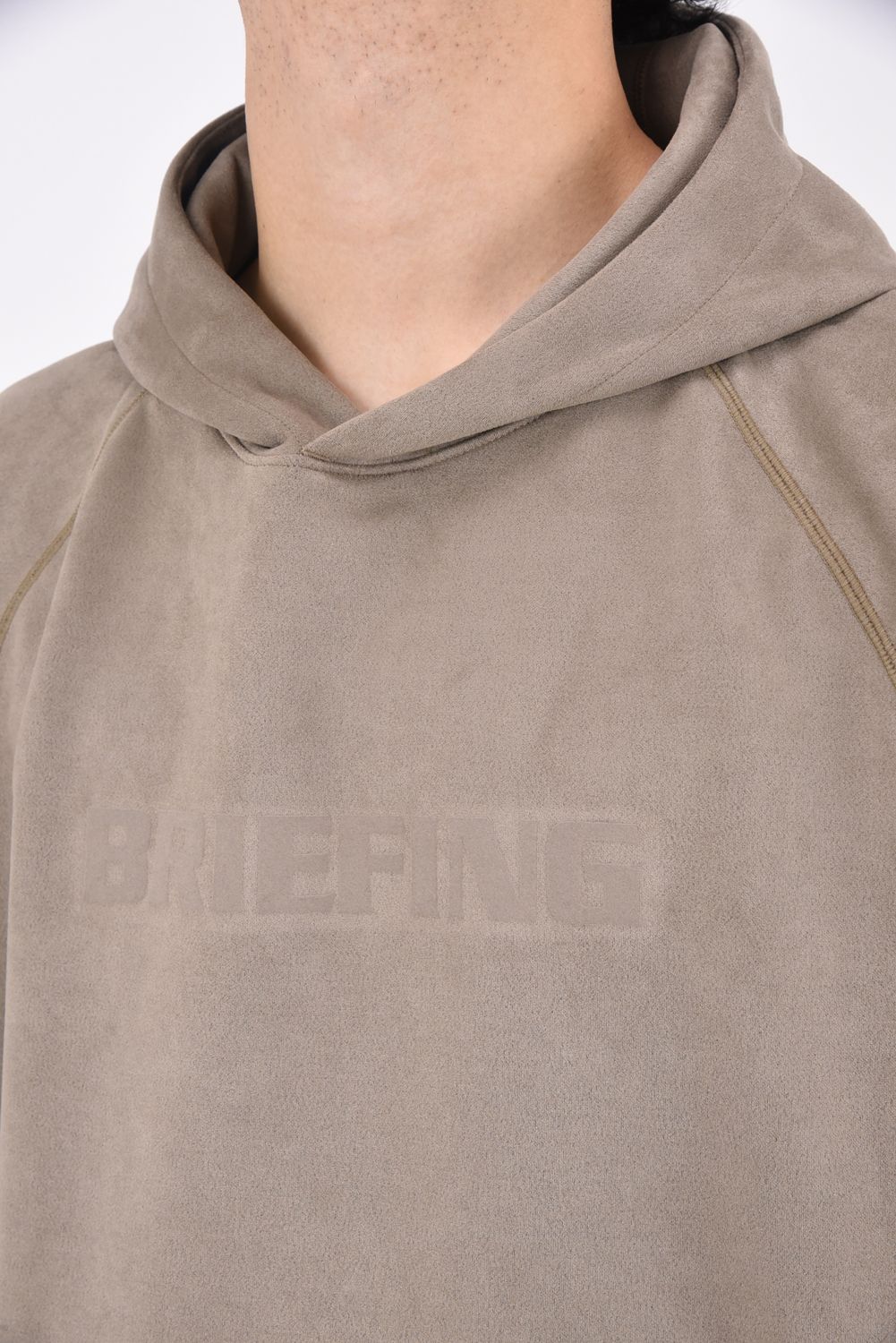 BRIEFING - MENS SUEDE HOODIE / ロゴ スエード パーカー ベージュ