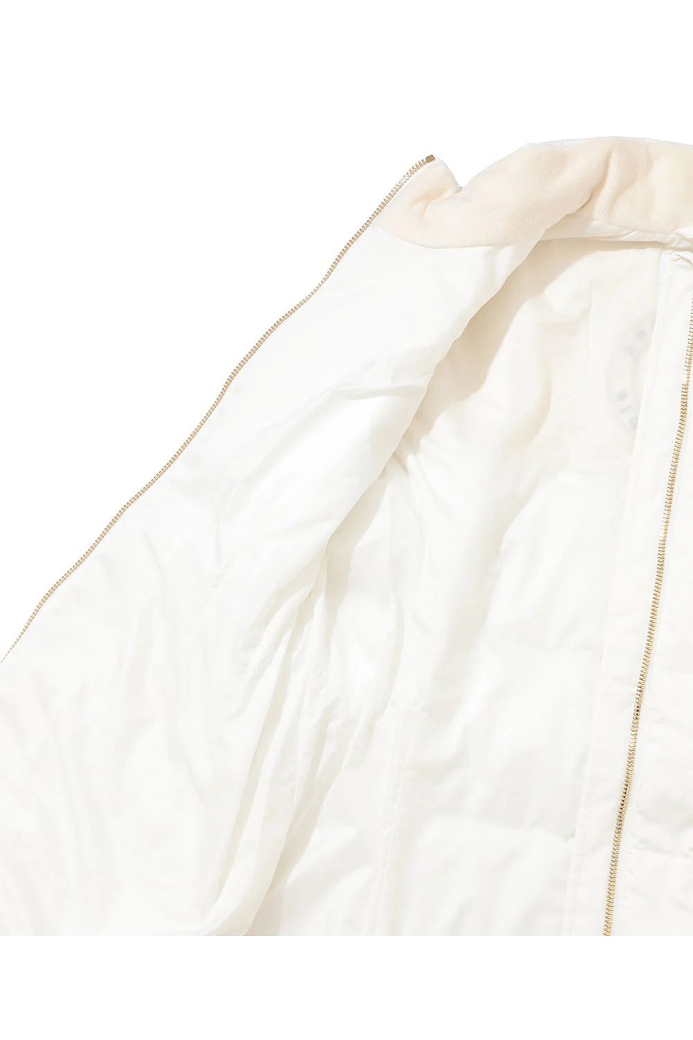 【2025AW】【レディース】 ARVEL HYBRID INSULATED JACKET / ブランドロゴ ウエストベルト付き ハイブリッドパデッドジャケット (オフホワイト)