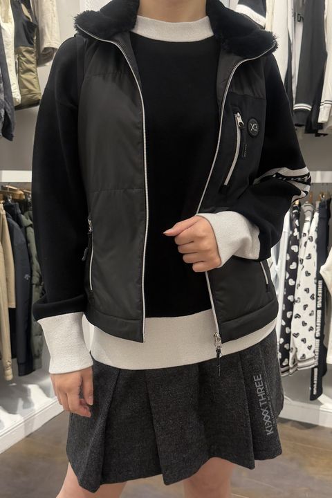 KI-XXX THREE Lady's Golf Styling 122801