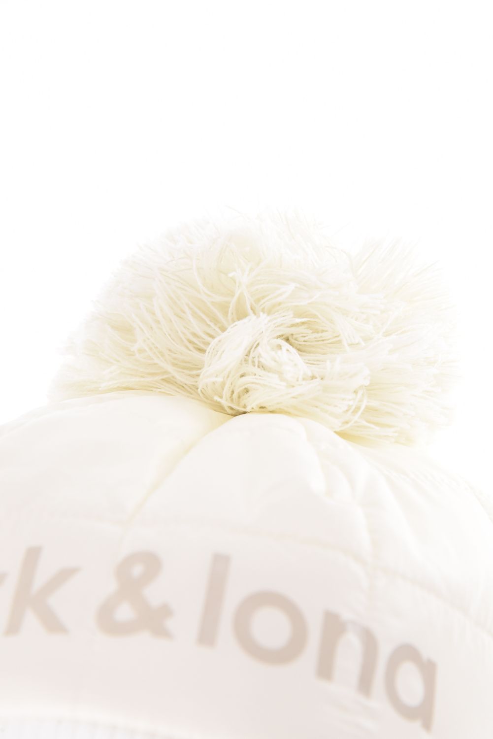 FRAME QUILTED POM CAP / 中綿キルティング リブニット 梵天付きキャップ (ホワイト)