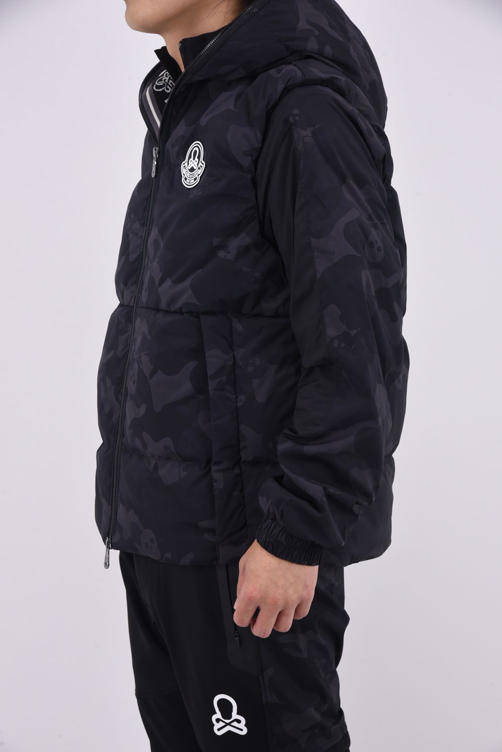 【25AW】 ACD CAMO GOOSE DOWN VEST / オリジナルカモジャカード フーデッドダウンベスト (ブラック)