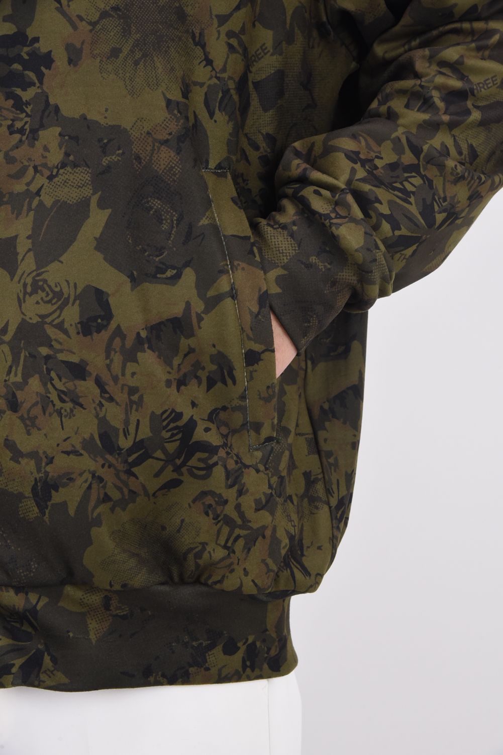 【期間限定ポイント10倍】【25AW】 FLOWER CAMO FULL ZIP HOODIE / フラワーカモ フルジップパーカー (カーキ)
