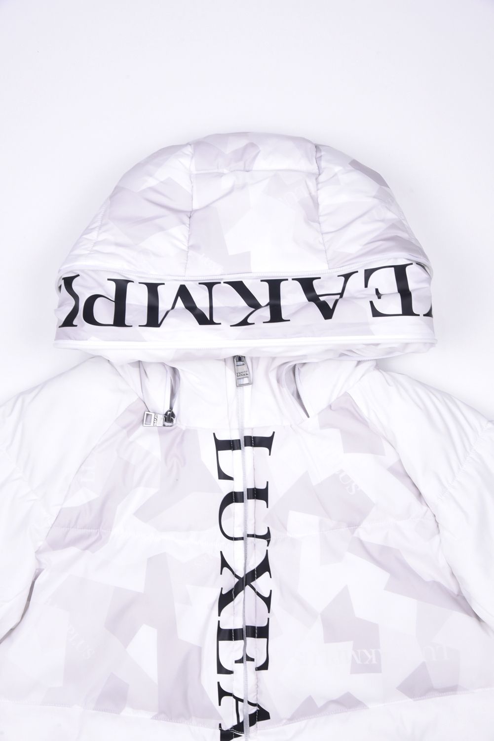 CENTER LOGO  HOODY / バックロゴ パデッドジャケット (ホワイトカモ) 『LEON1月号P193掲載商品』
