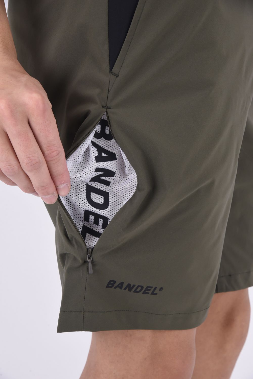 BANDEL GOLF - VENTILATION WOVEN HALF PANTS / ベンチ