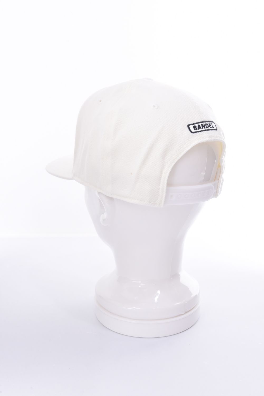 LOGO WAPPEN FLATVISOR CAP / ロゴワッペン フラットキャップ (ホワイト)