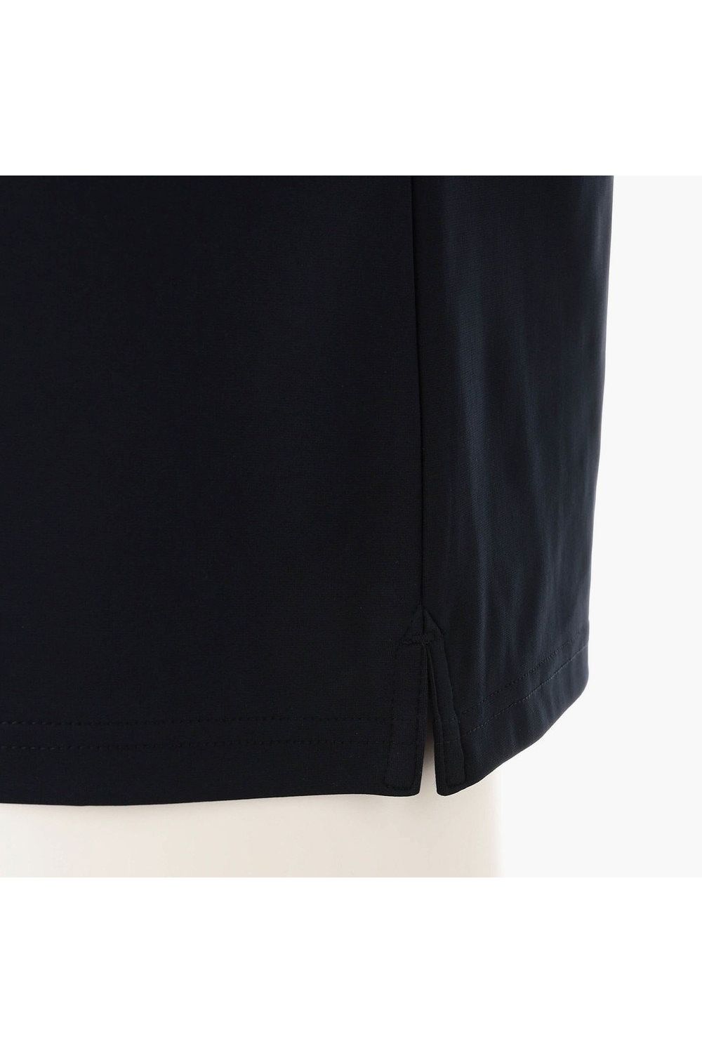 【26AW】 MEN’S TOUR LS HIGHNECK / ベーシック ブランドロゴ 長袖モックネックTシャツ (ネイビー)