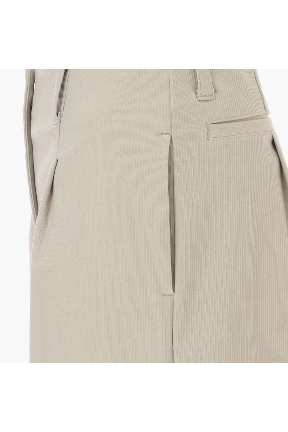 【25AW】【レディース】 WS CORDUROY SINGLE PLEATED SHORT PANTS / コーデュロイ タックプリーツ ショートパンツ (サンド)