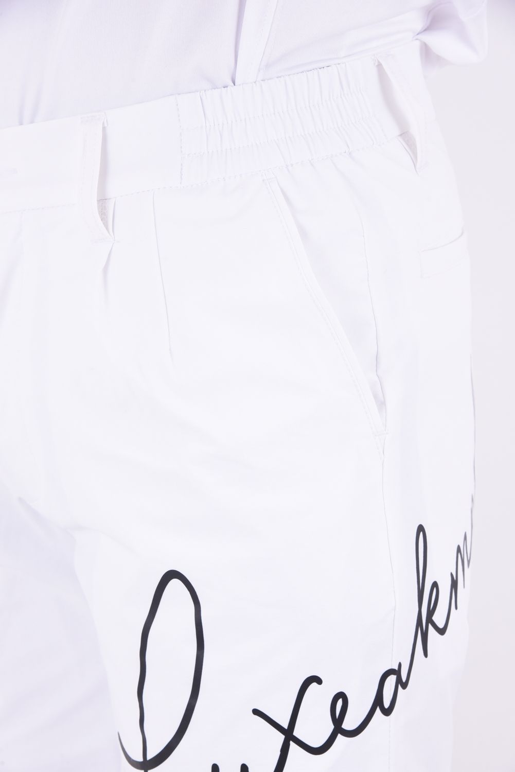 SUPER STRETCH HANDWRITING LOGO SHORT PANTS /  スーパーストレッチ ロゴ ショートパンツ (ホワイト)