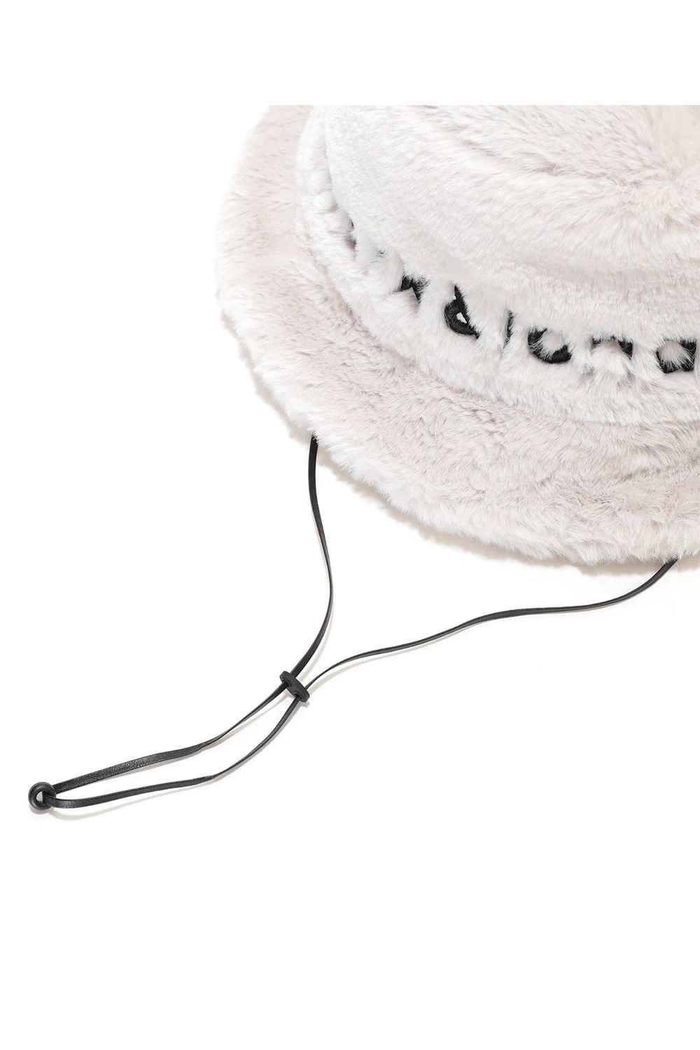 SPECTRA FAUX FUR BUCKET HAT / エコファー ラインストーン スカルワッペン バケットハット (ホワイト)