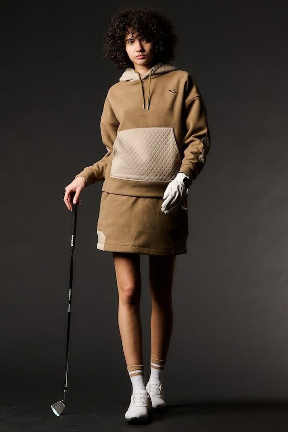 【2025AW】【レディース】 113 GOLF FLEECE PARKER / フリース素材 キルティング切り替え プルオーバーパーカー (ベージュ)
