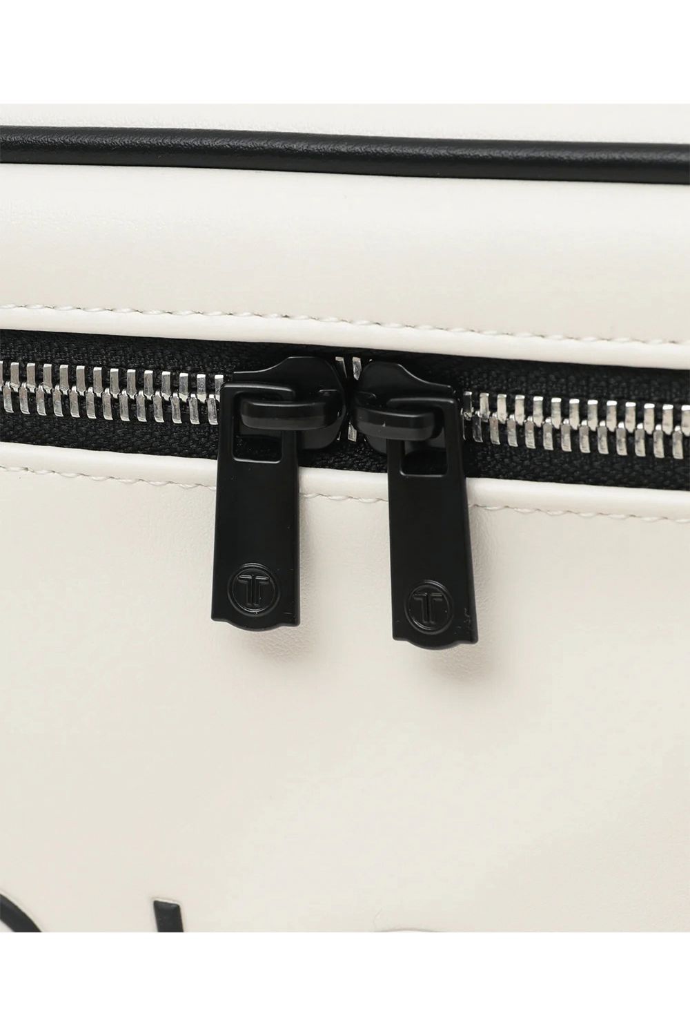 【26SS】【T-LINE】 VELOCITY VANITY BAG / モノトーン シンセティックレザー バニティバッグ (ホワイト)