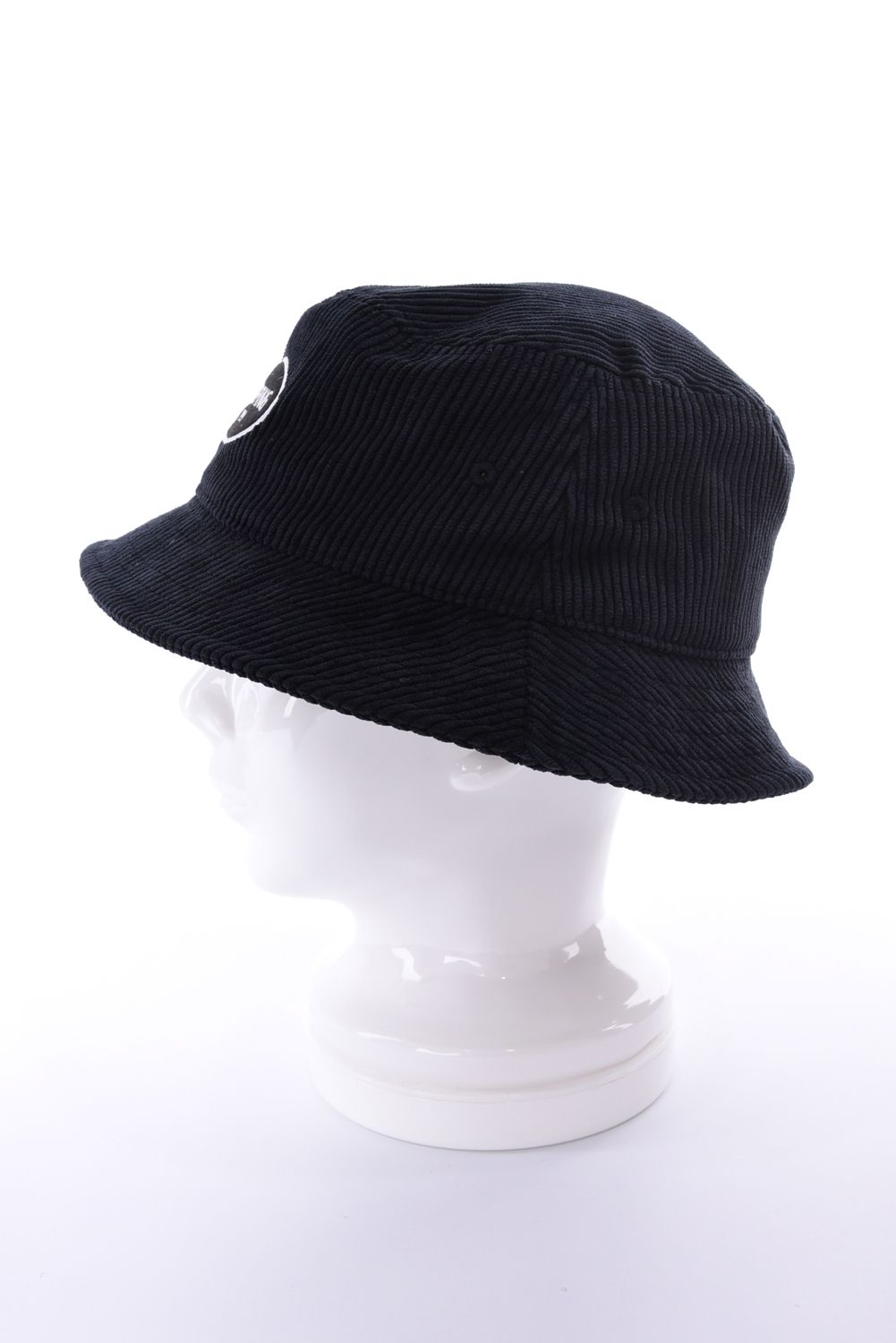 【26AW】 MEN’S CORDUROY OVAL HAT / コーデュロイ生地 オーバルロゴワッペン ハット (ブラック)