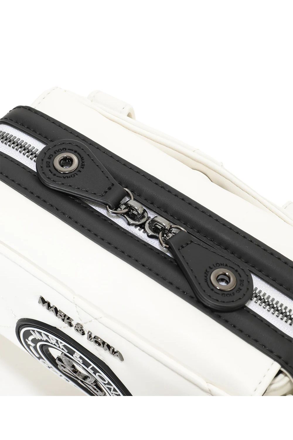 ETERNAL QUILTED 2-WAY BELT BAG / シンセティックレザー サークルスカル キルティング 2WAYウエストポーチ (ホワイト)