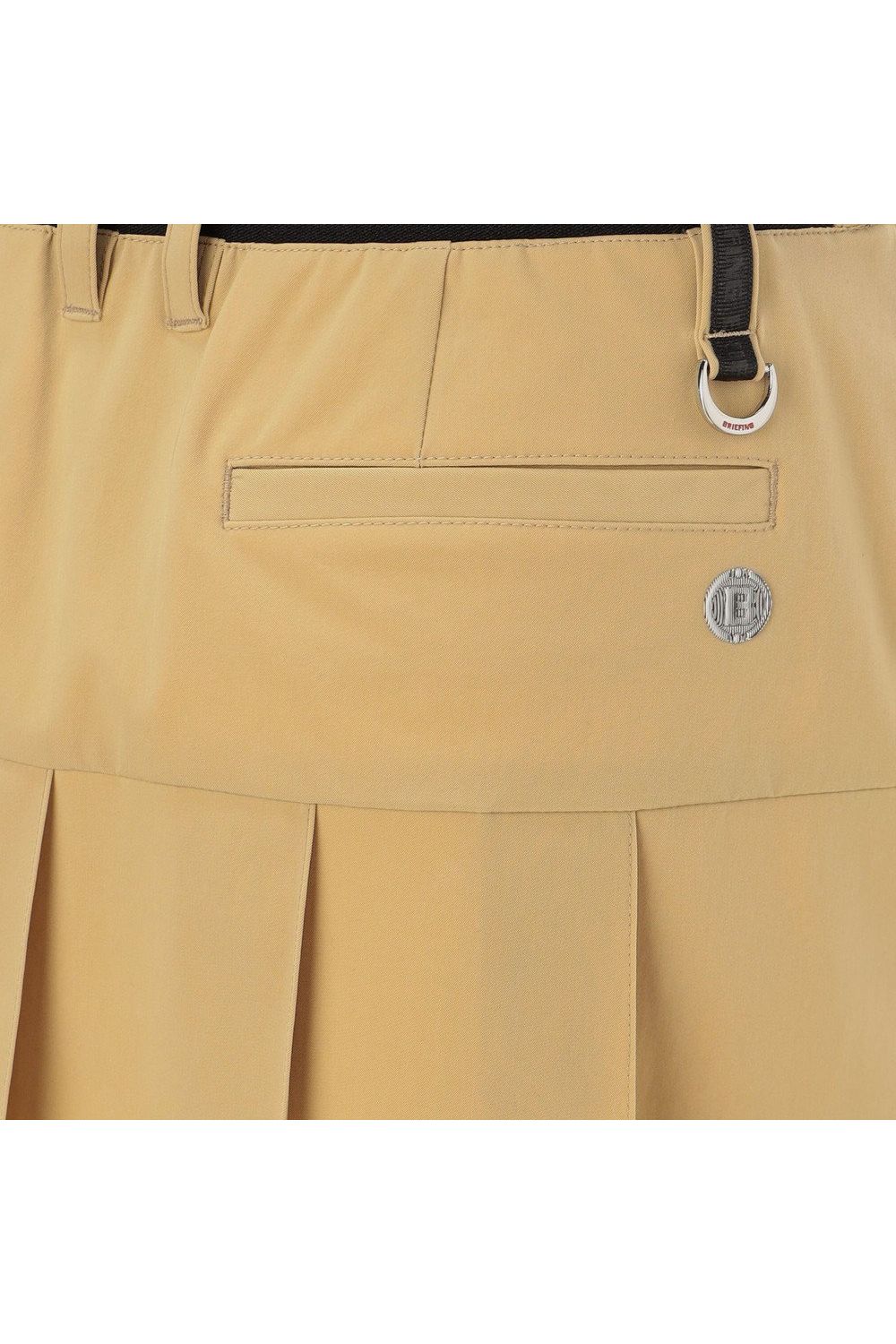 【26SS】【レディース】 WOMEN’S WR NYLON 3D LOGO PLEATED SKIRT / ナイロンストレッチ 3Dロゴ プリーツスカート (ベージュ)